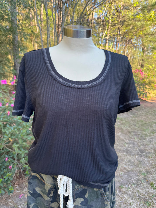 Black Tee